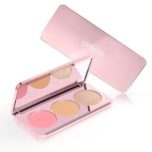Girlactik Blush Me & Glow Face Palette in Light